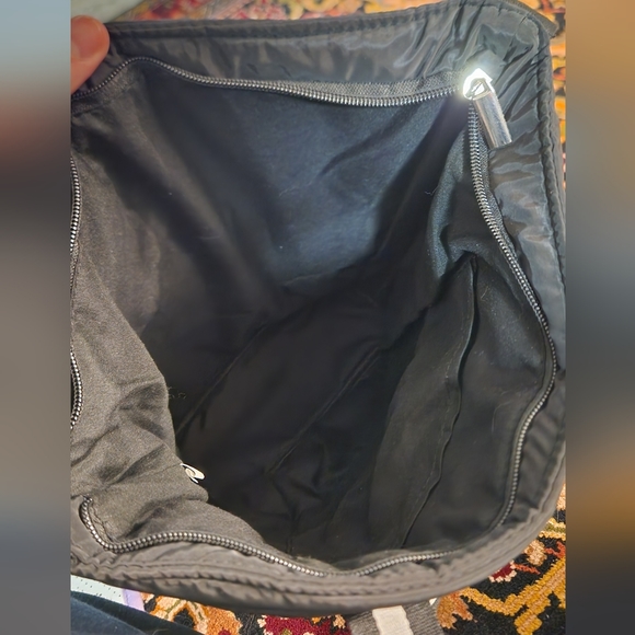 Sephora Quilted Puff Bucket Bag - Picture 6 of 7